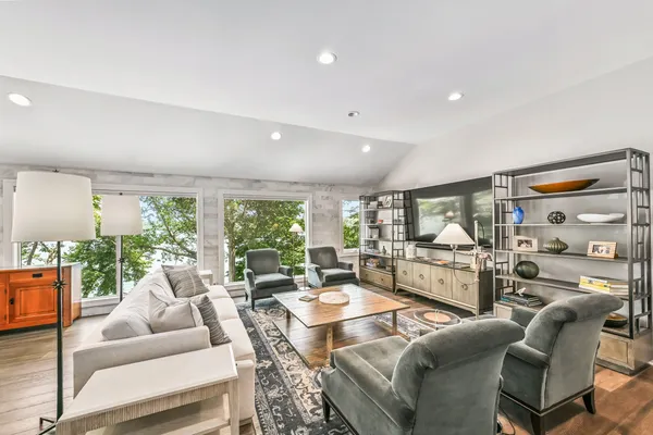$3,599,999 | 34436 Valley Road, Summit, WI 53066