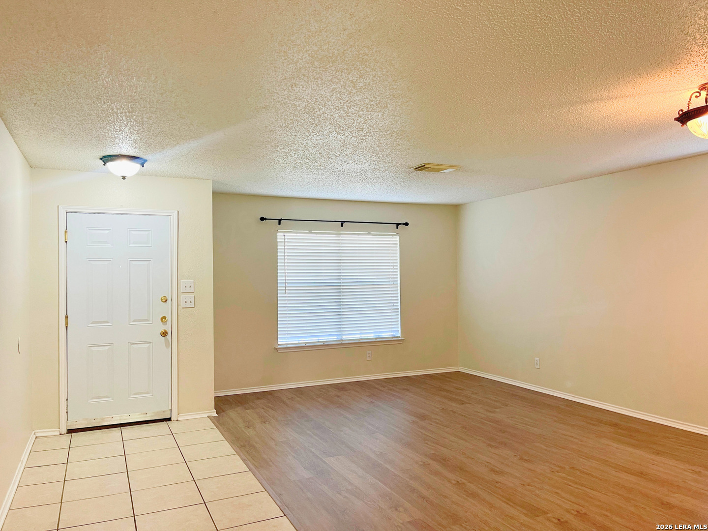 7306 Daulton Ridge Converse, TX 78109 - Photo 5 of 19
