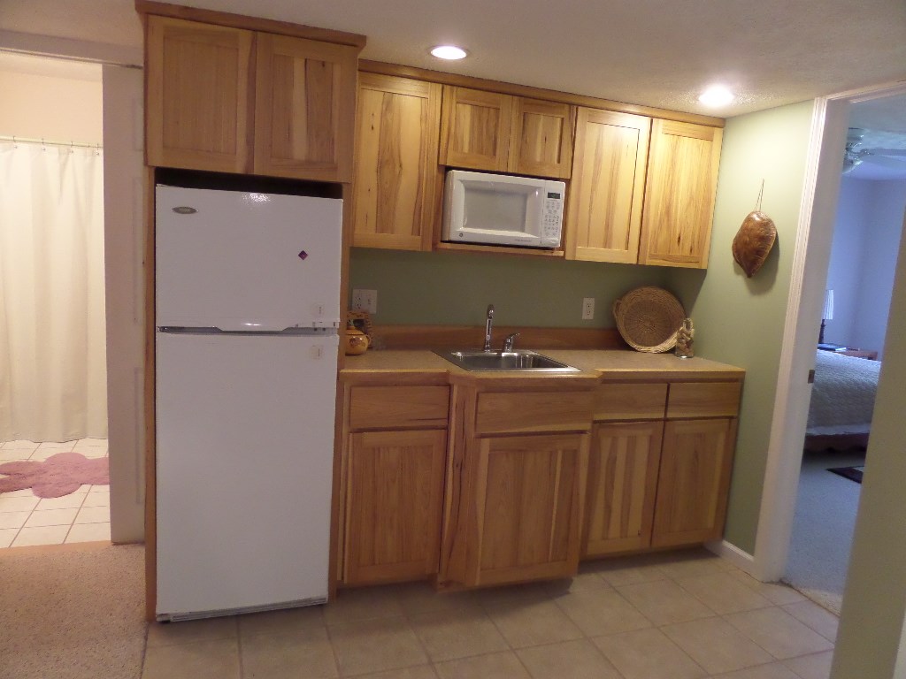 696 Fisher Road Traverse City, MI 49685 - Photo 21 of 55 1860442-23.JPG