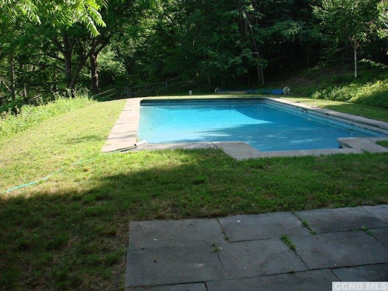 261 Lockwood Road Claverack, NY 12521 - Photo 6 of 14 Photo 6