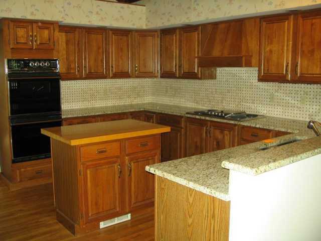 6435 Linworth Road Worthington, OH 43085 - Photo 2 of 9 Gallery Image 2