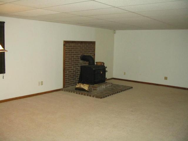6435 Linworth Road Worthington, OH 43085 - Photo 7 of 9 Gallery Image 7