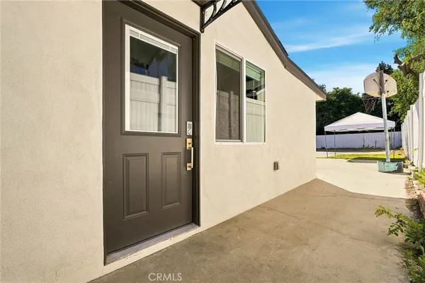$1,700 | 14063 Herron Street, Sylmar, CA 91342