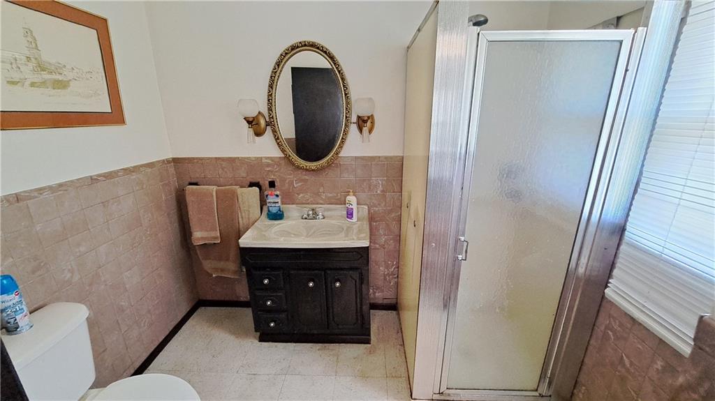 805 Walnut Street Chetopa, KS 67336 - Photo 11 of 25