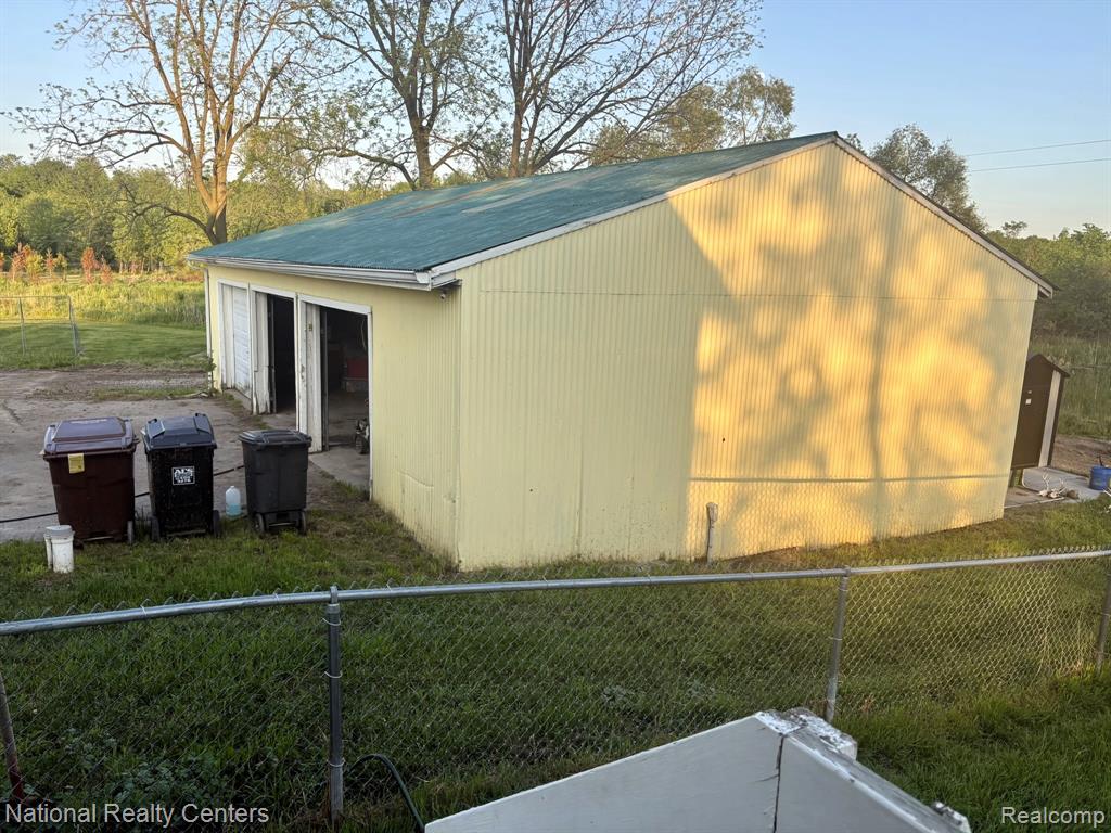 10667 West Sober Road Webberville, MI 48892 - Photo 9 of 28