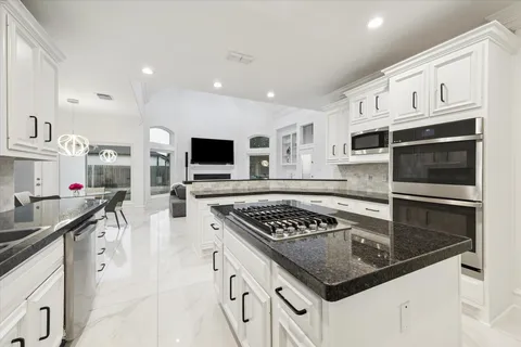 $899,000 | 5671 Grand Floral Boulevard, Houston, TX 77041