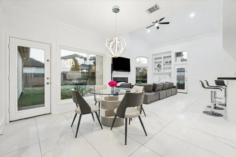 $899,000 | 5671 Grand Floral Boulevard, Houston, TX 77041