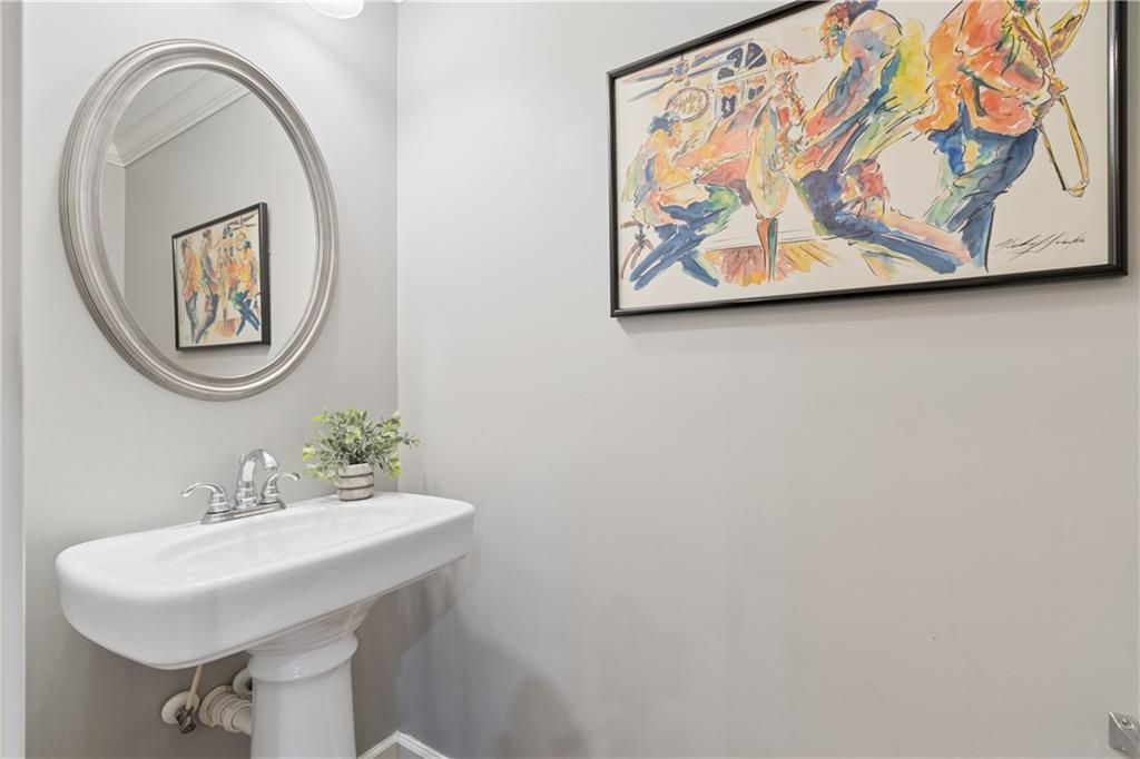 2838 Jordan Oaks Lane Decatur, GA 30033 - Photo 22 of 39 a bathroom with a sink and a mirror