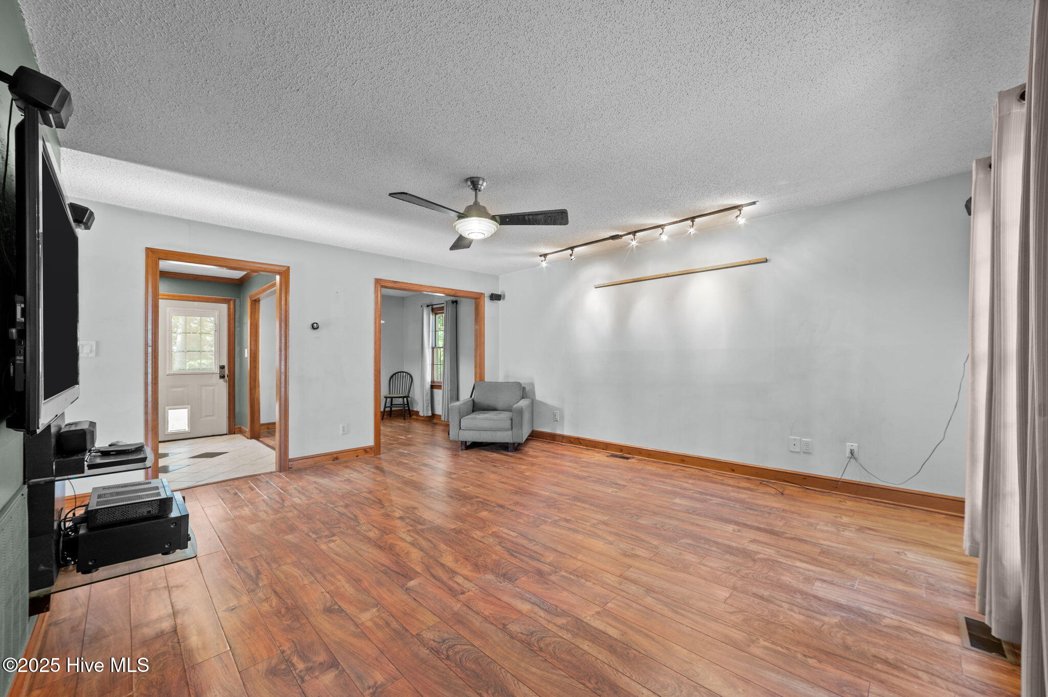 855 Darrell Drive Greenville, NC 27834 - Photo 17 of 50 17-web-or-mls-LHV_1173