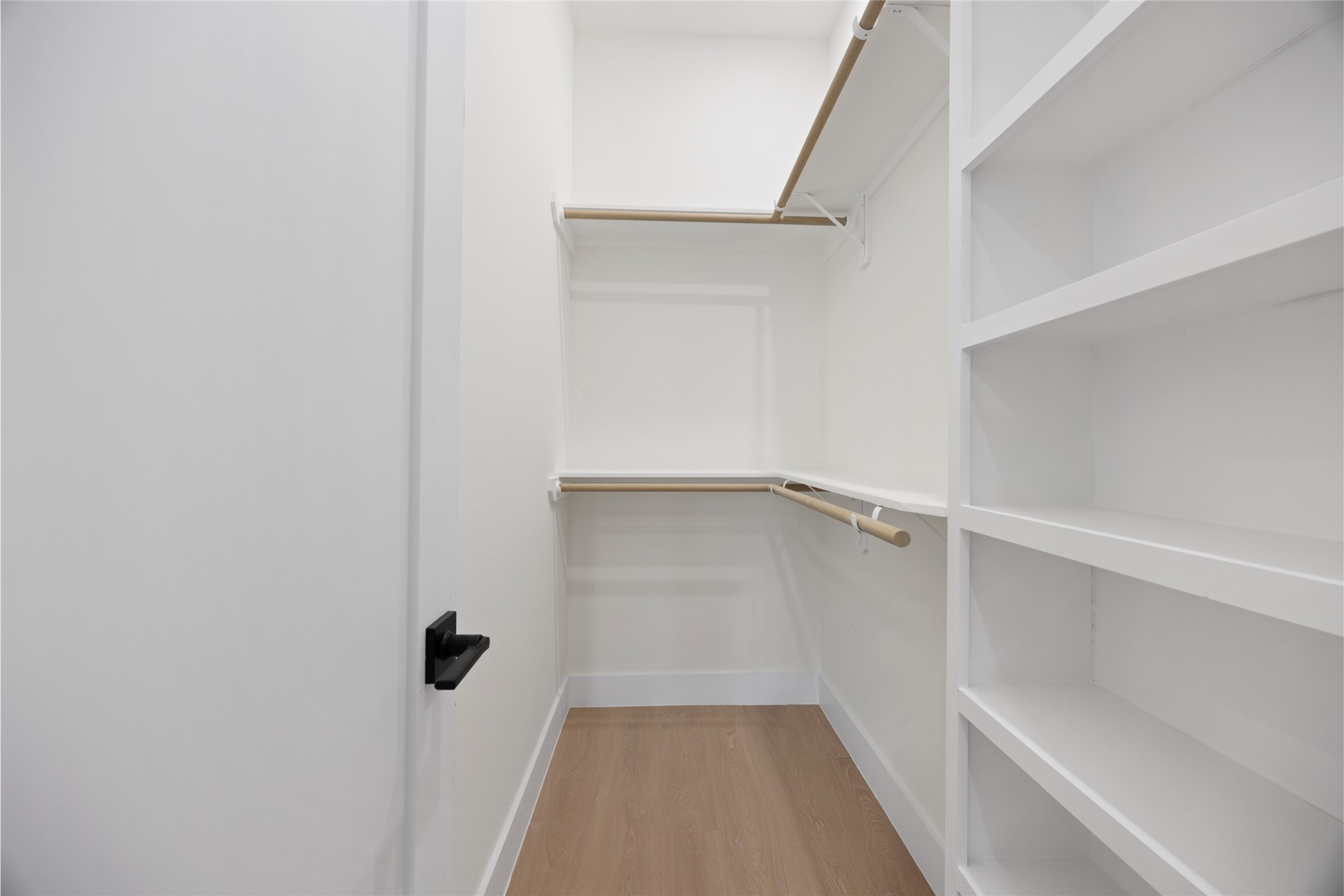 6330 Sidney Street Houston, TX 77021 - Photo 15 of 21 closet #2 Primary
