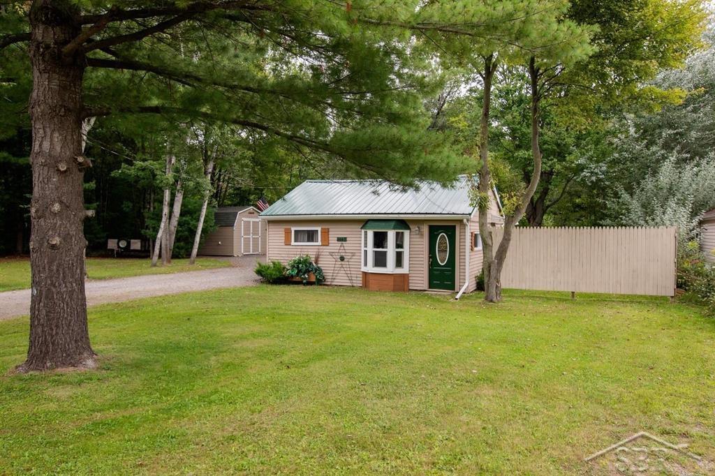 1467 Estey Road Beaverton, MI 48612 - Photo 2 of 16 50122040-1.JPG