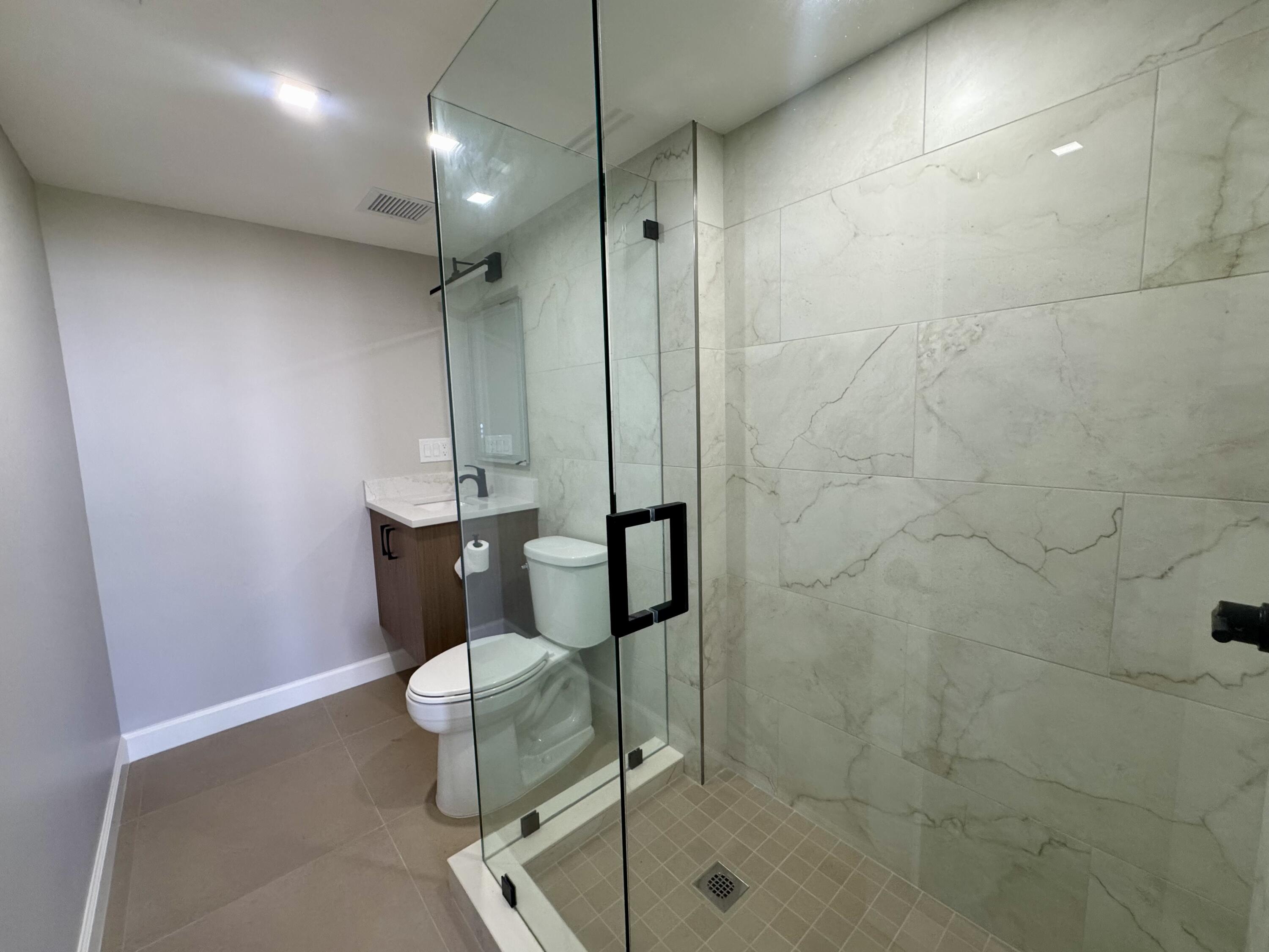 12 Royal Palm Way, Unit 6030 Boca Raton, FL 33432 - Photo 19 of 20 603 bath 2