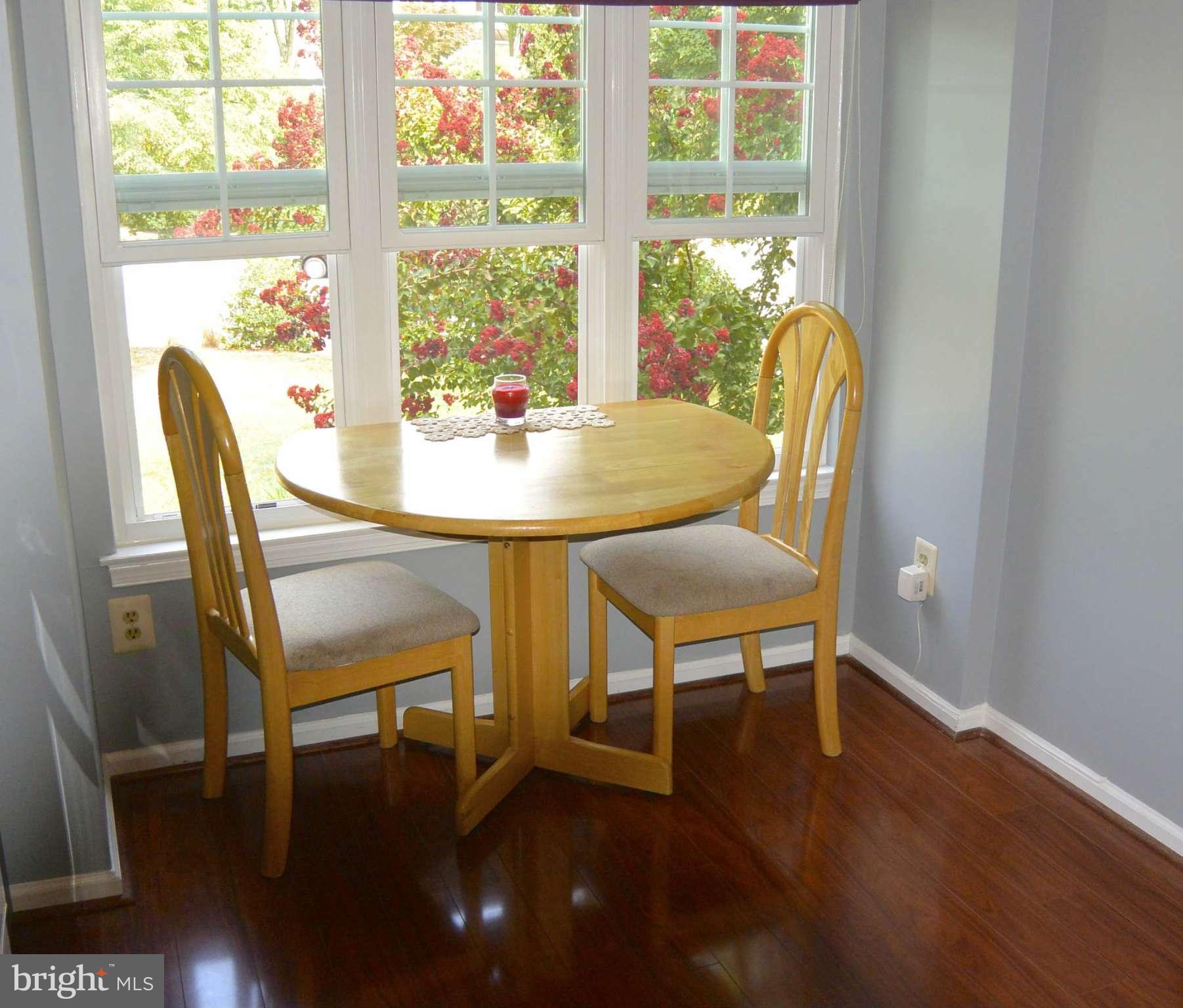4052 Spring Run Court, Unit 9G Chantilly, VA 20151 - Photo 10 of 26 Kitchen
