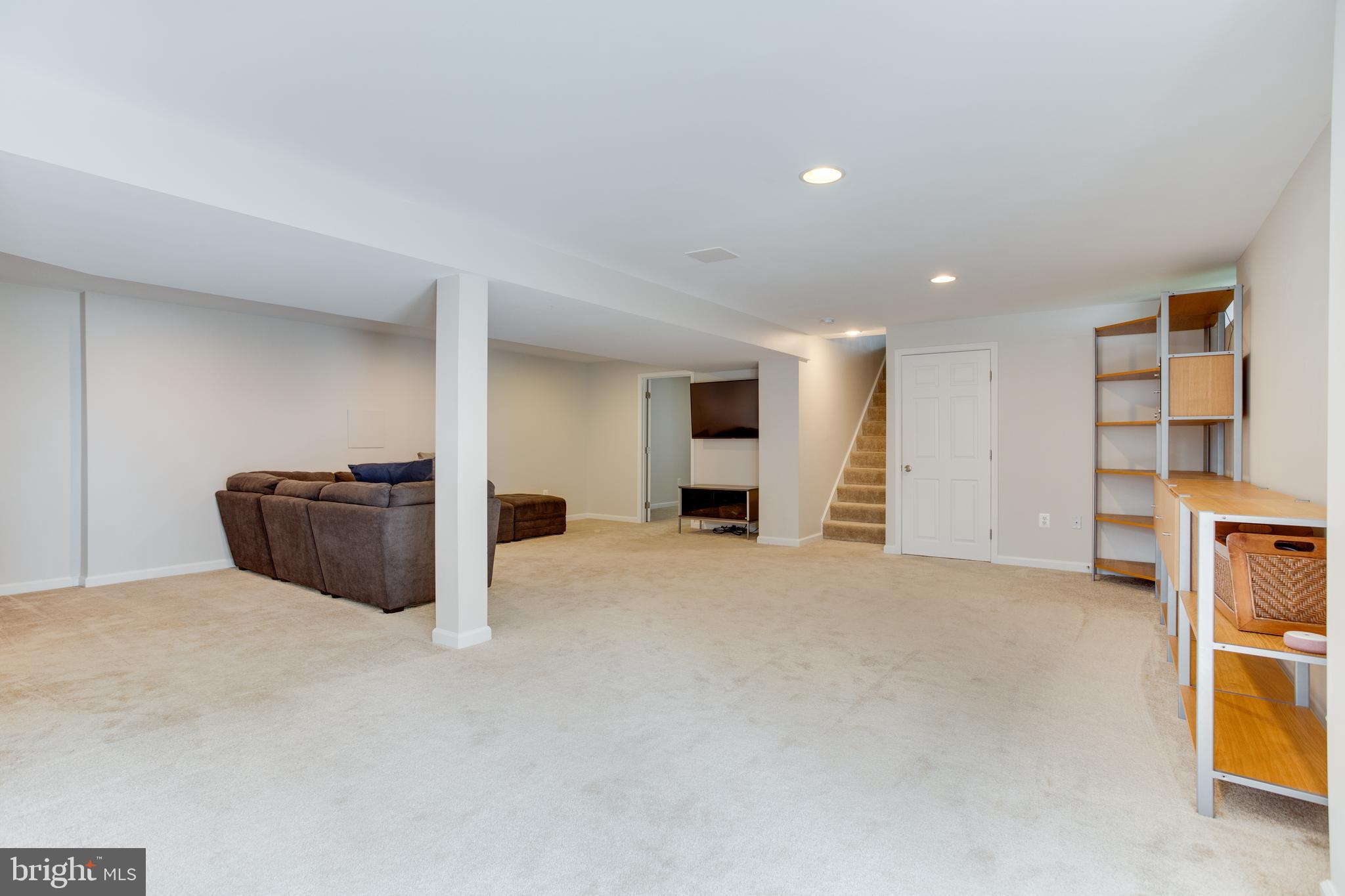 8494 Roberts Road Ellicott City, MD 21043 - Photo 27 of 37 Gallery Image 27