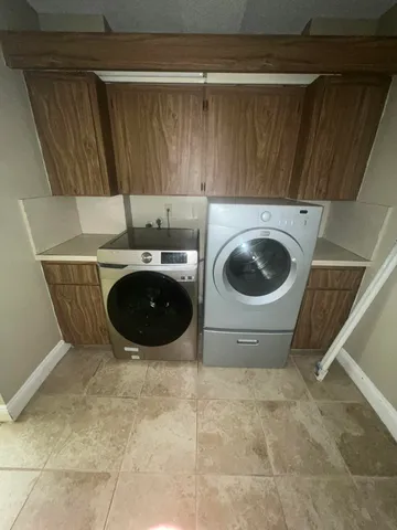 $2,250 | 3516 Whitehall Drive, Unit 103, West Palm Beach, FL 33401