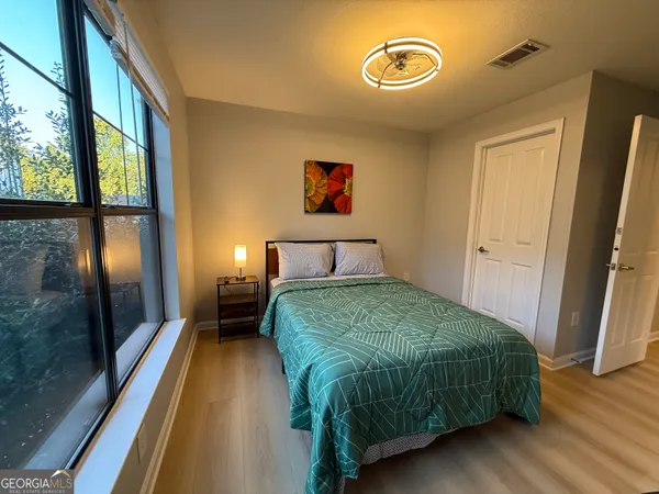 $2,000 | 211 North Avenue, Unit 1224, Athens, GA 30601