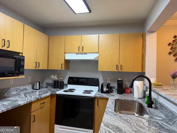 $2,000 | 211 North Avenue, Unit 1224, Athens, GA 30601