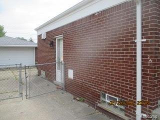 32022 Kelly Road Roseville, MI 48066 - Photo 3 of 11 3a.jpg