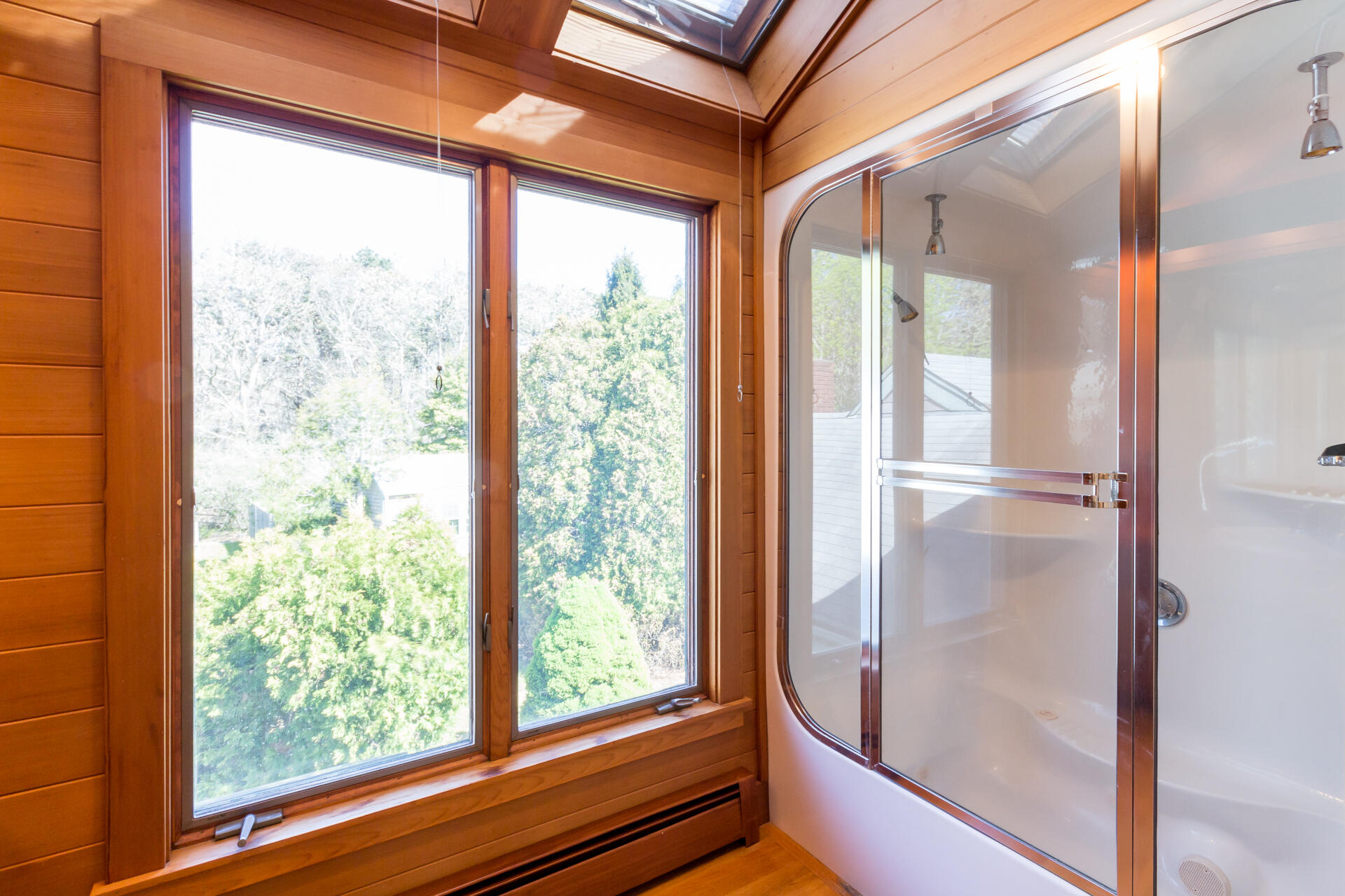 15 Jernegan Pond Road Edgartown, MA 02539 - Photo 28 of 31 a bathroom with a large window