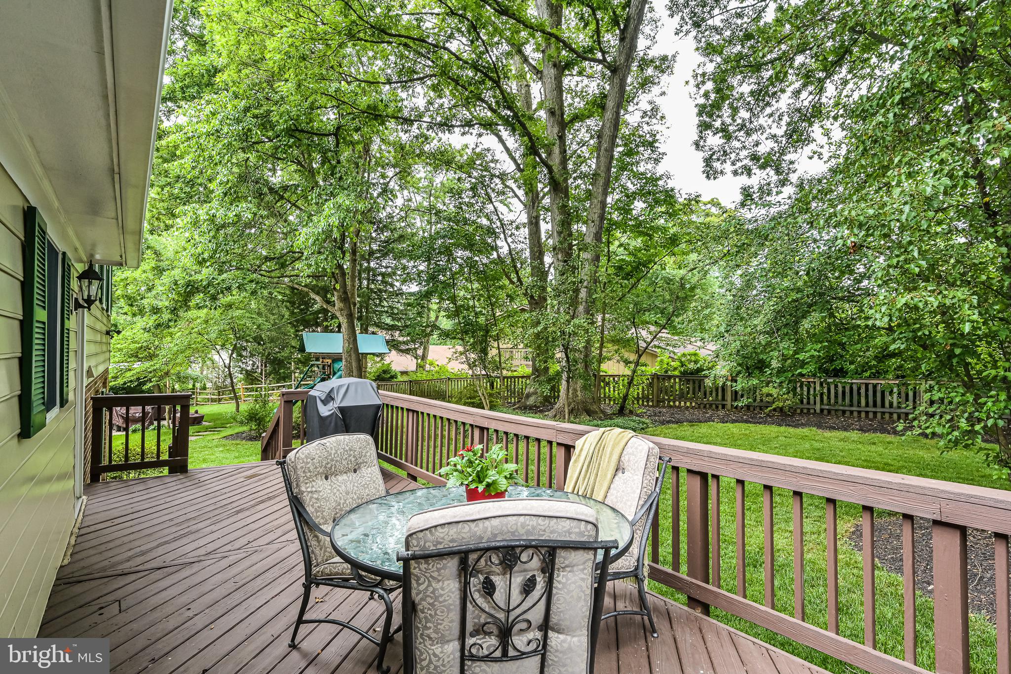 9010 Parliament Drive Burke, VA 22015 - Photo 16 of 40 Private lot overlooking hardwood trees
