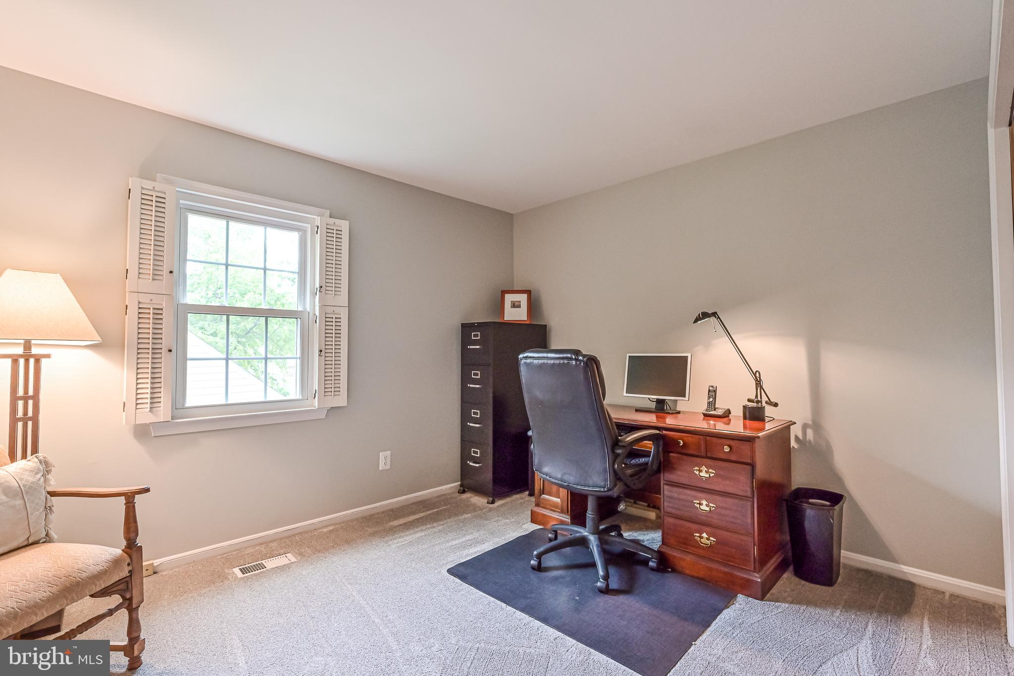9010 Parliament Drive Burke, VA 22015 - Photo 24 of 40 3rd bedroom