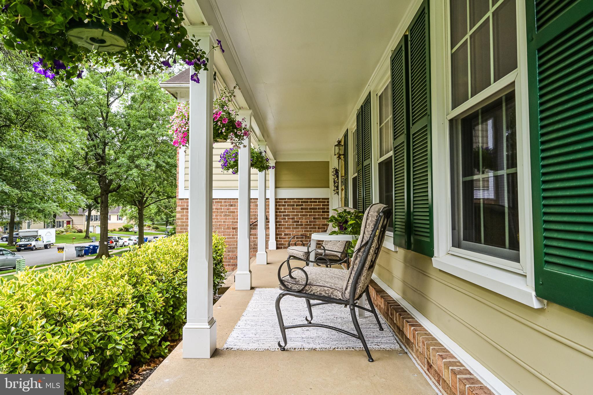 9010 Parliament Drive Burke, VA 22015 - Photo 4 of 40