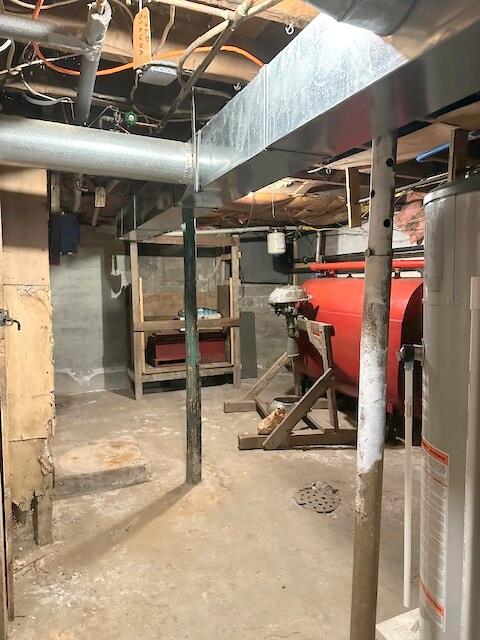 17 Spring Street Madison, ME 04950 - Photo 25 of 50 Basement