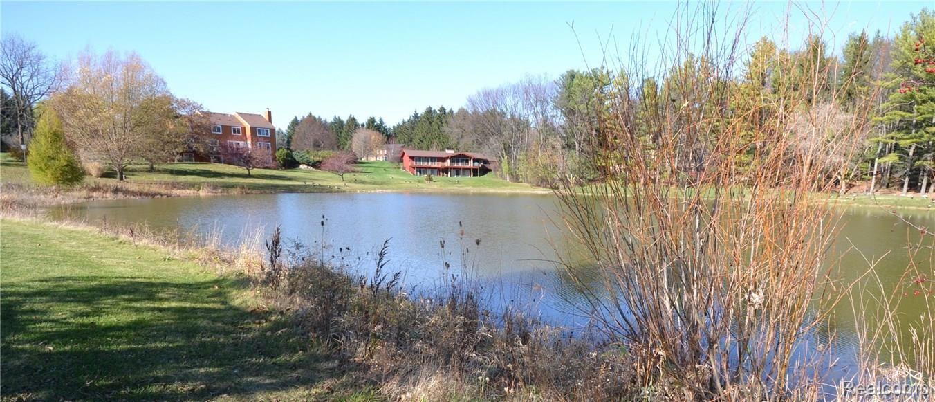 3916 South Michael Road Ann Arbor, MI 48103 - Photo 58 of 61 8 Exterior 12 (2).JPG