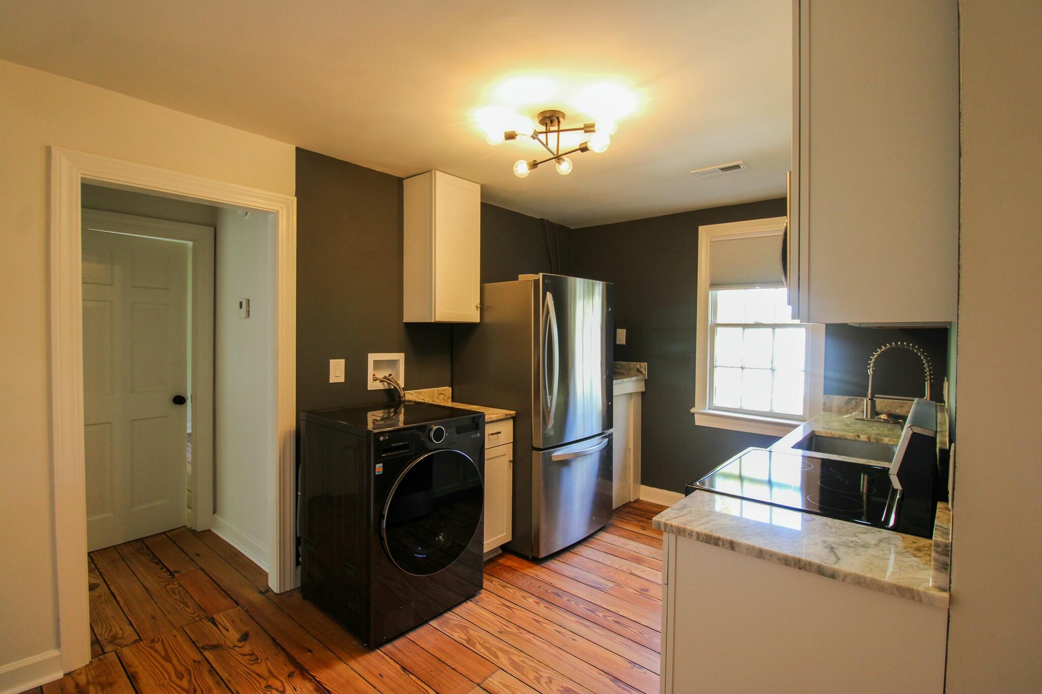 419 Whilden Street, Unit E Mount Pleasant, SC 29464 - Photo 3 of 11 tempImageVpsO9D