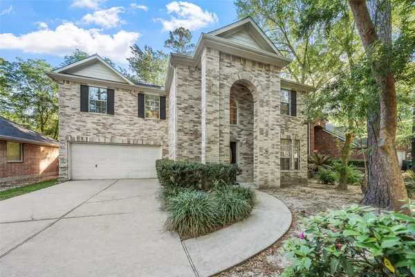 $2,195 | 87 North Delta Mill Circle, The Woodlands, TX 77385