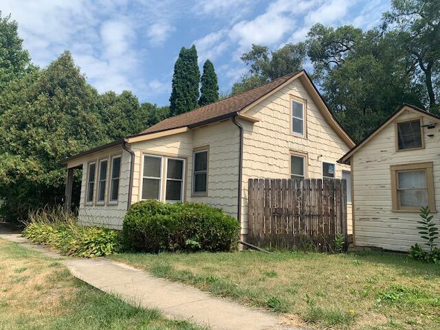 811 Rumely Street La Porte, IN 46350 - Photo 2 of 20 640x480