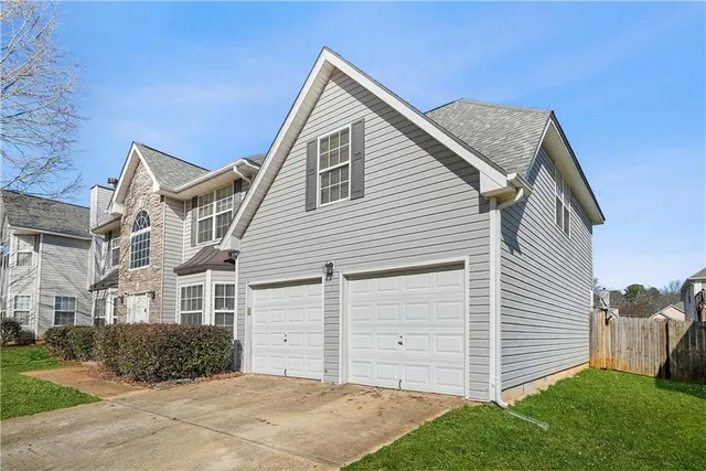 $300,000 | 2036 Registry Drive, Hampton, GA 30228