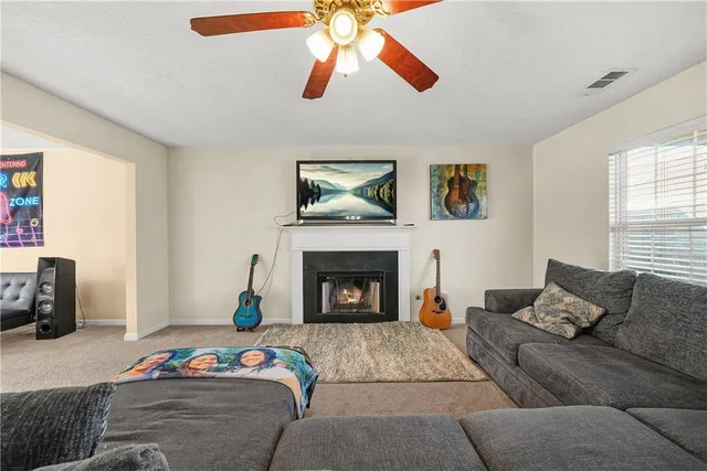 $300,000 | 2036 Registry Drive, Hampton, GA 30228