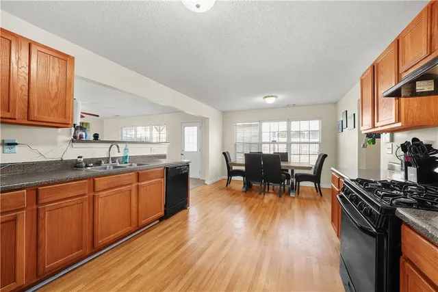 $300,000 | 2036 Registry Drive, Hampton, GA 30228