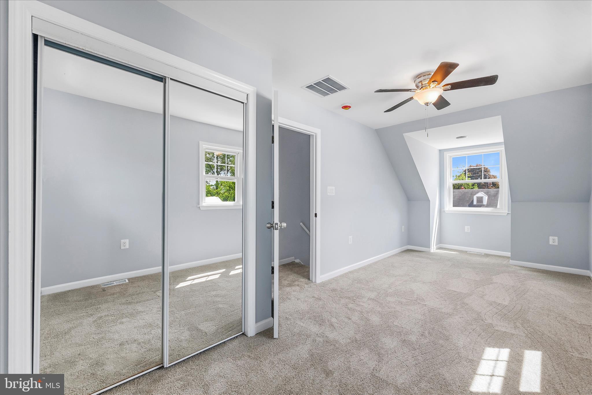 7400 Belclare Road Baltimore, MD 21222 - Photo 23 of 33 a view of an entryway