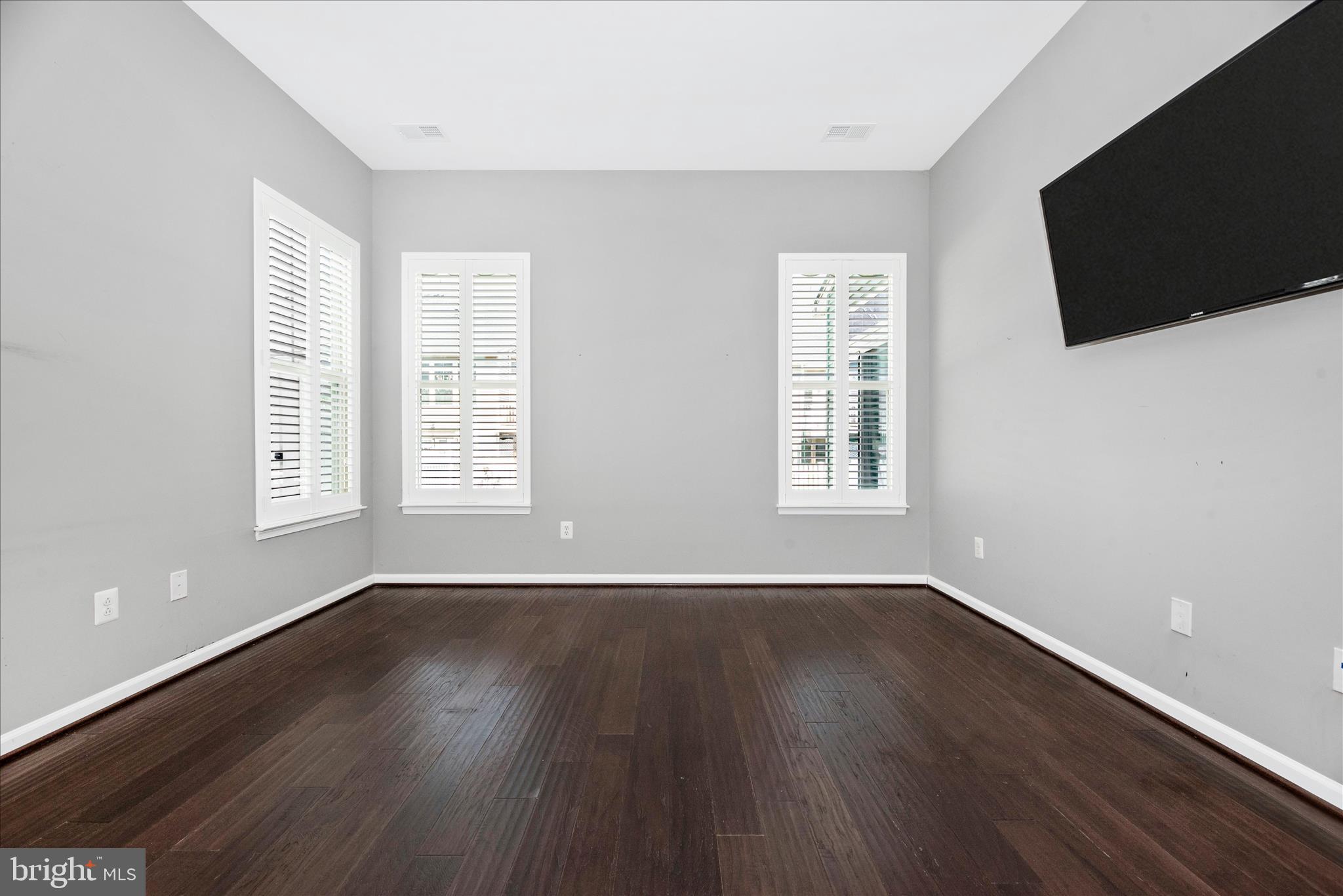1276 Drydock Street Brunswick, MD 21716 - Photo 27 of 69 Main Level Primary Bedroom