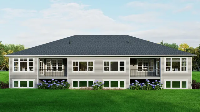 $549,900 | 537 Pioneer Court, Unit 18 LEFT, Oconomowoc, WI 53066