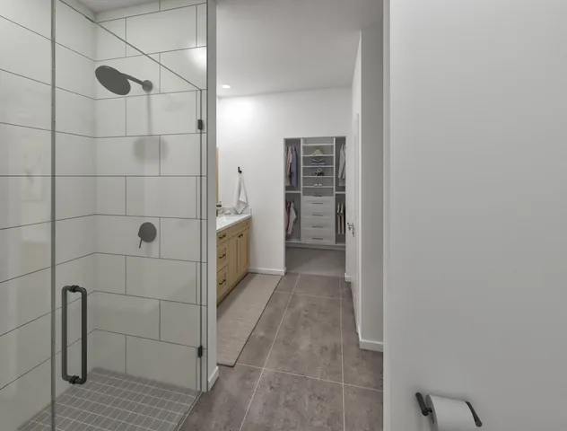 $549,900 | 537 Pioneer Court, Unit 18 LEFT, Oconomowoc, WI 53066