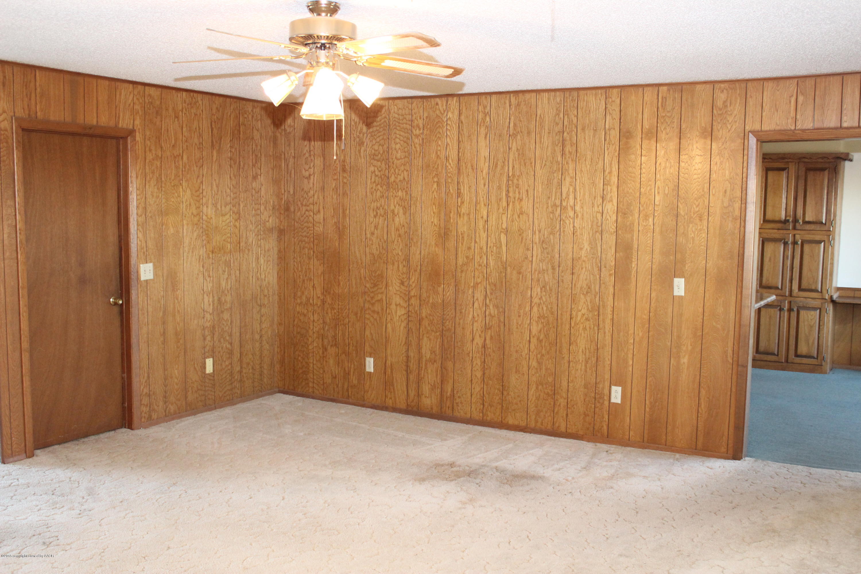 11320 Indian Hill Road Amarillo, TX 79124 - Photo 4 of 24 Living Room