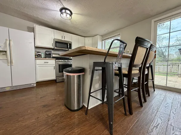 $182,500 | 1405 Breckenridge Road, Bedford, IN 47421