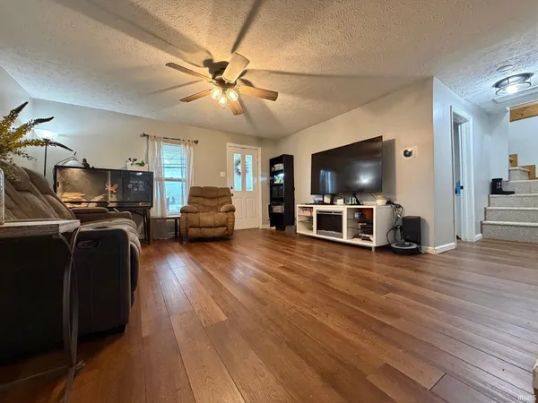 $182,500 | 1405 Breckenridge Road, Bedford, IN 47421