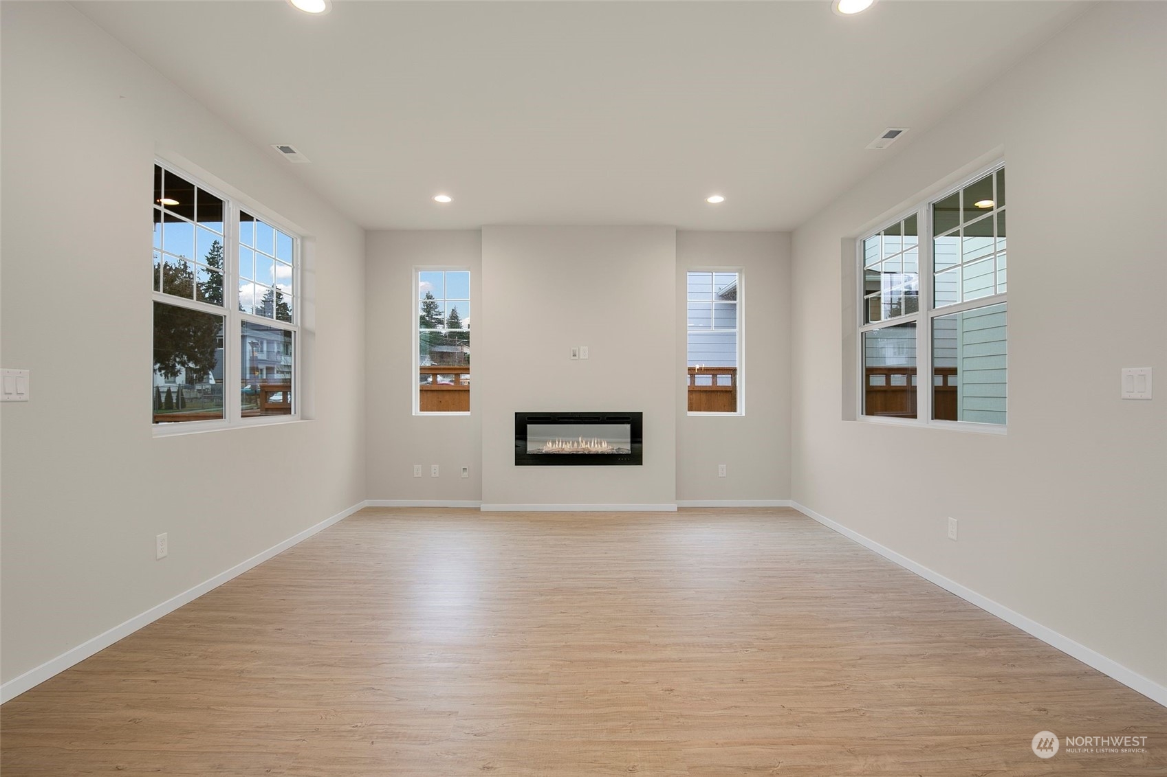 10040 4th Lane Southwest, Unit 88 Seattle, WA 98146 - Photo 4 of 33 Gallery Image 4