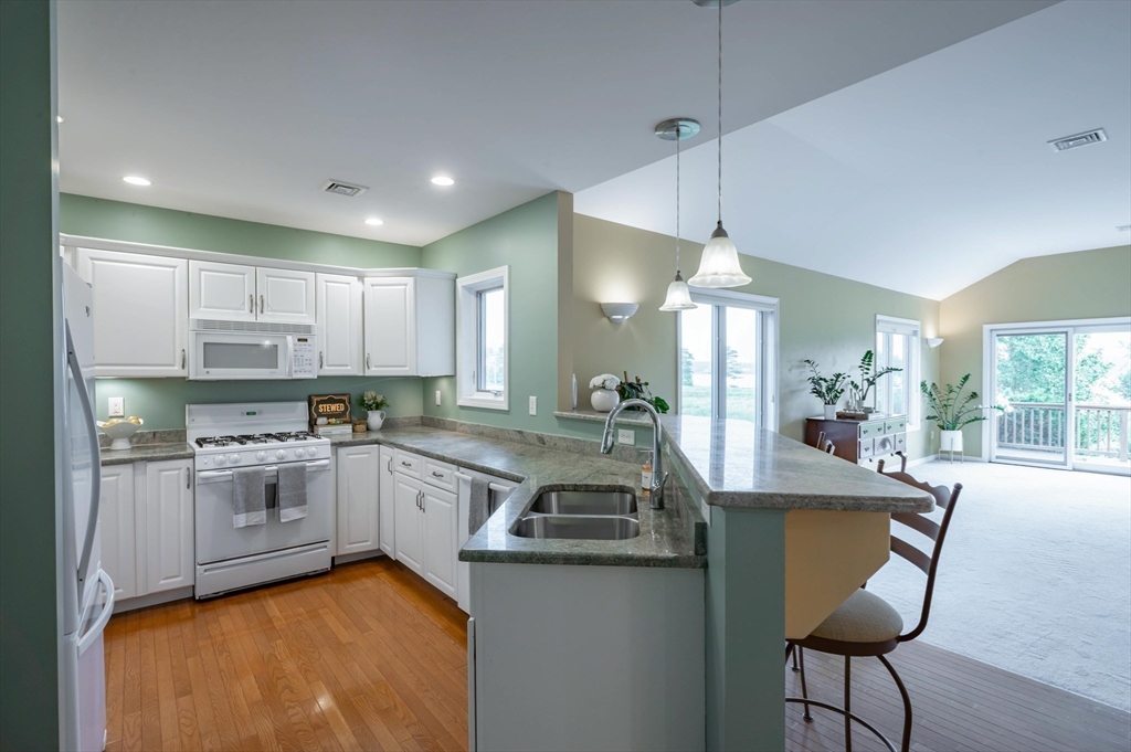 501 Cushing Road Newmarket, NH 03857 - Photo 14 of 40