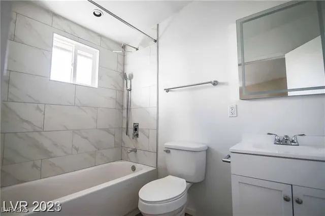 $900 | 2201 Fairfield Avenue, Unit 9, Las Vegas, NV 89102