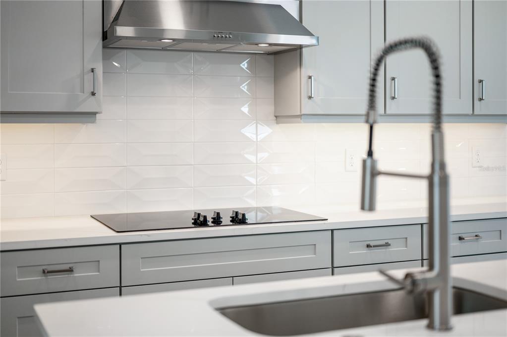 9973 Key Haven Road Seminole, FL 33777 - Photo 16 of 59