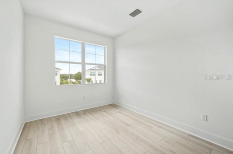 9973 Key Haven Road Seminole, FL 33777 - Photo 37 of 59 an empty room with a window