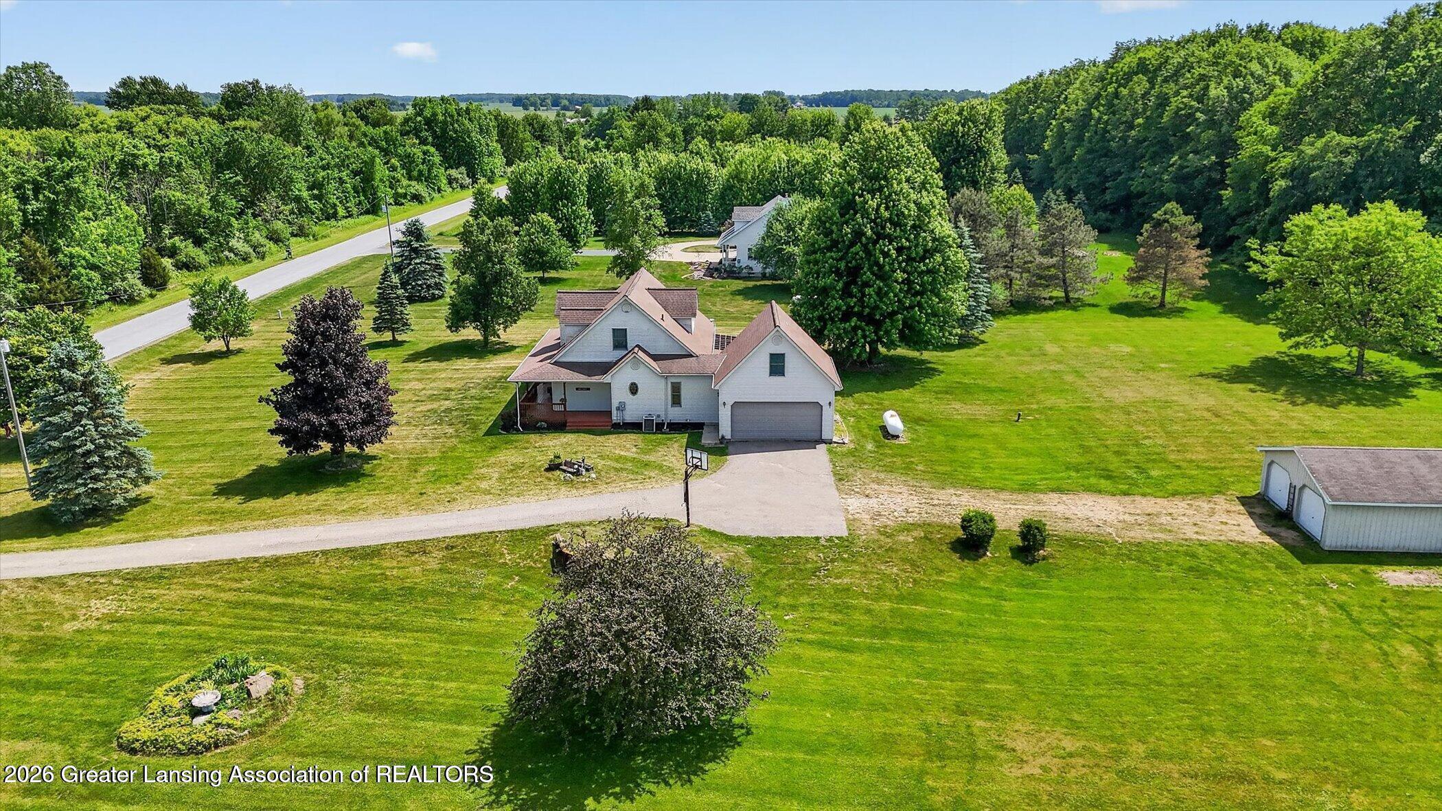 17120 Stuart Road Chesaning, MI 48616 - Photo 6 of 31 20260623141406306111000000-o