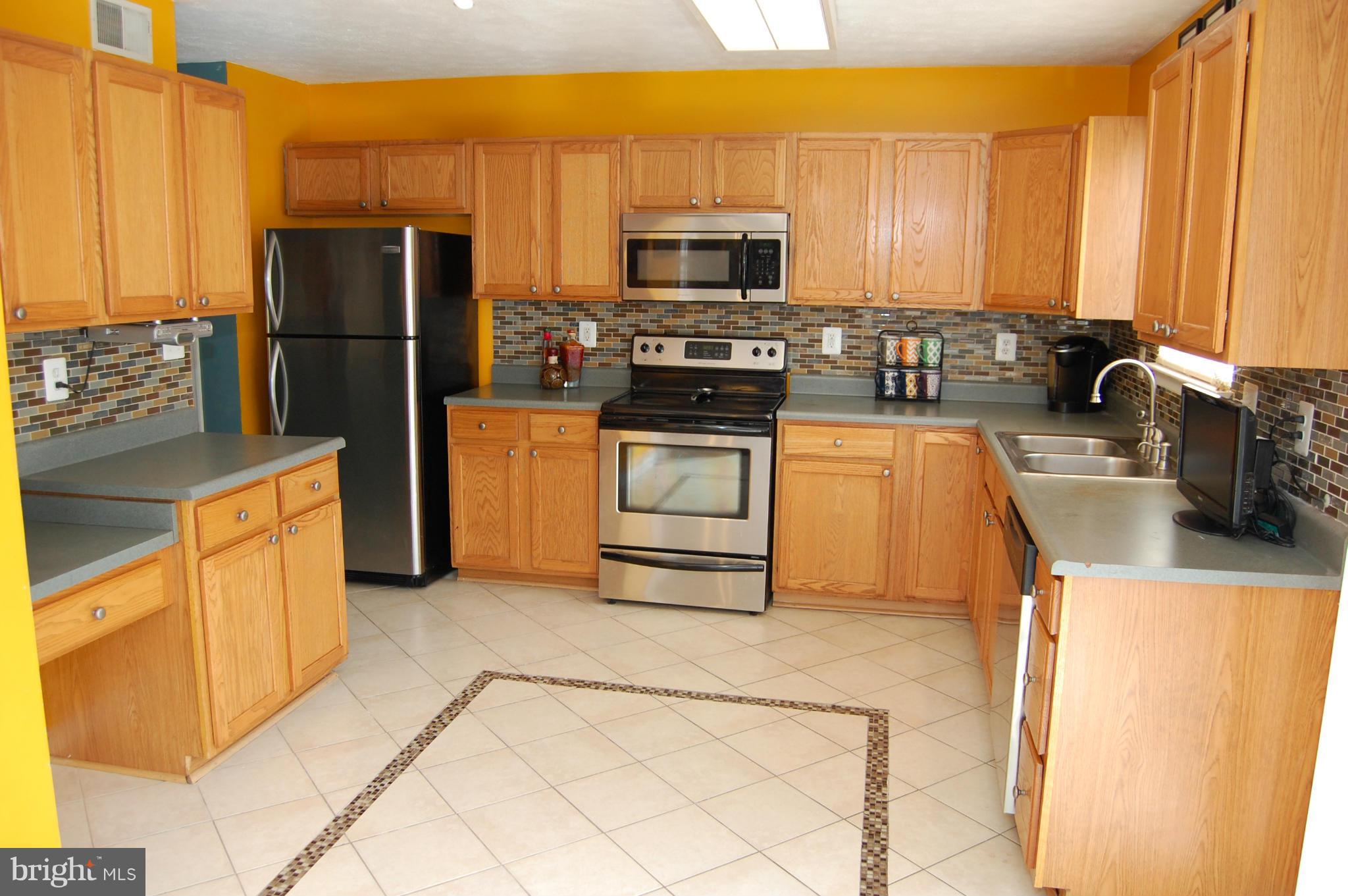 4707 Runnymeade Road Owings Mills, MD 21117 - Photo 9 of 30 Kitchen