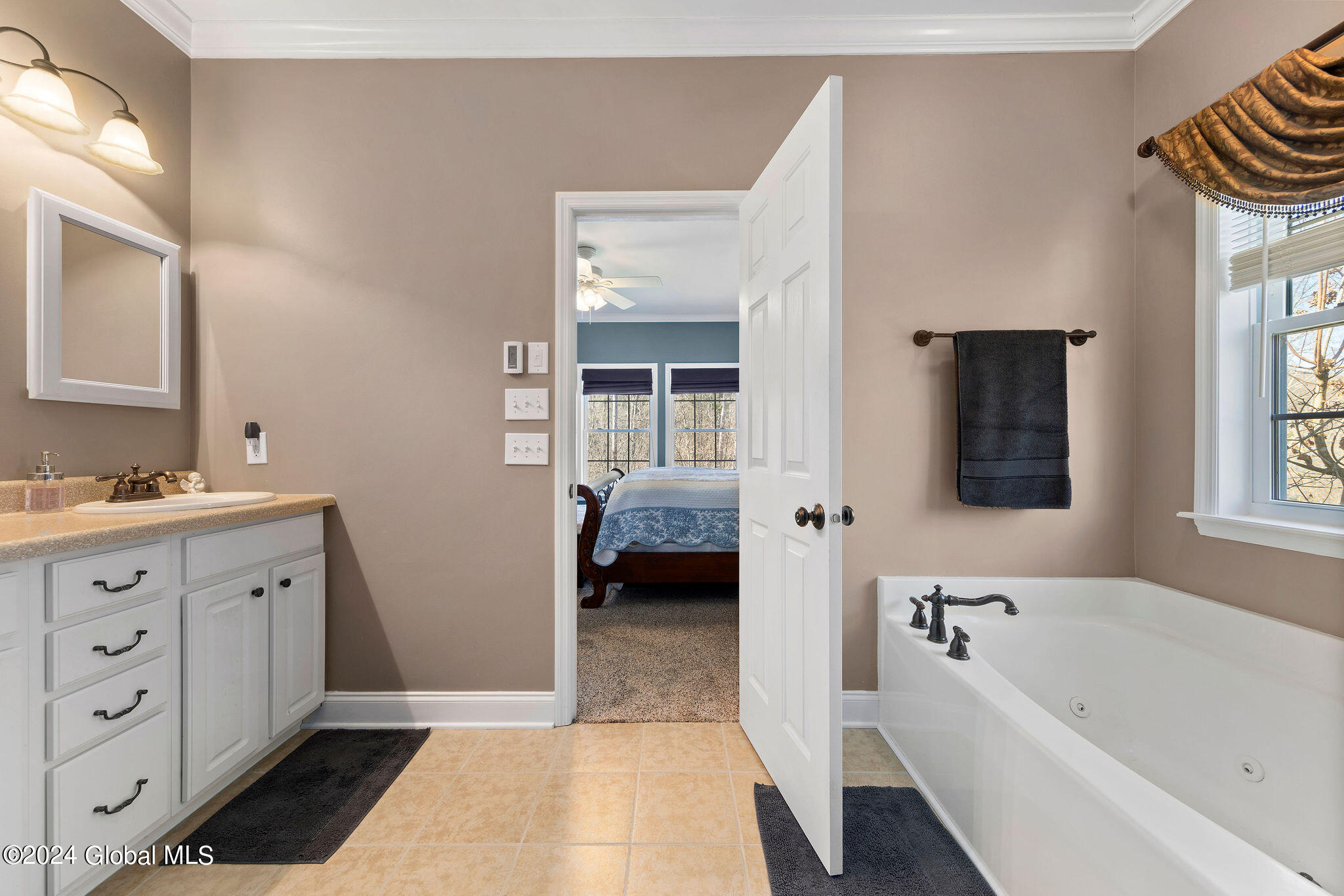 47 Brookhaven Lane Bethlehem, NY 12077 - Photo 29 of 61 JC1_1681