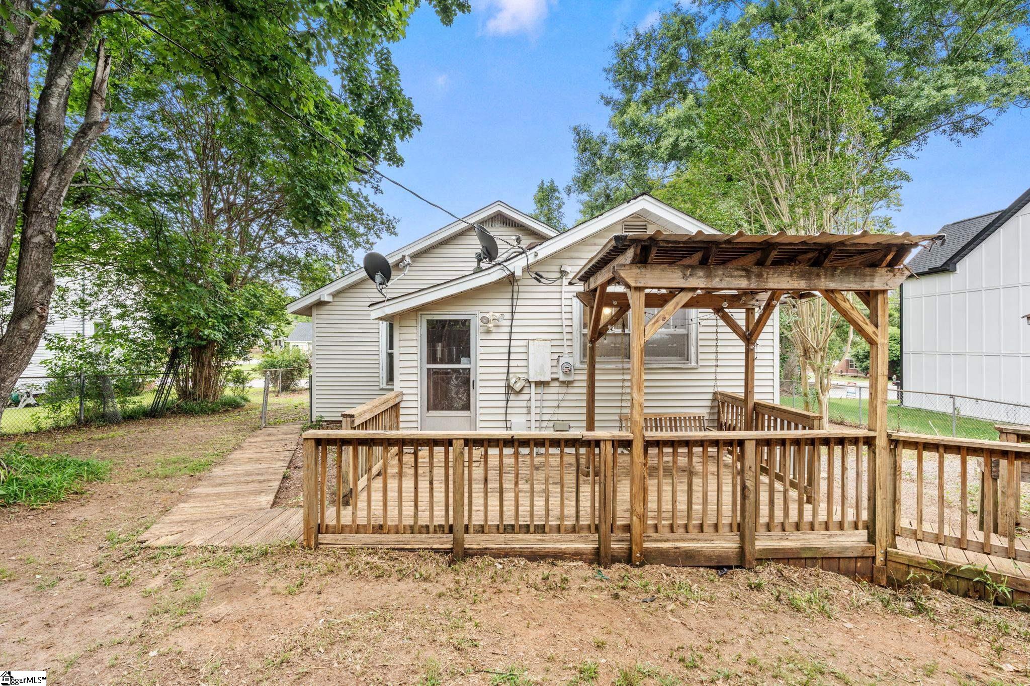 303 Front Street Easley, SC 29640 - Photo 25 of 28
